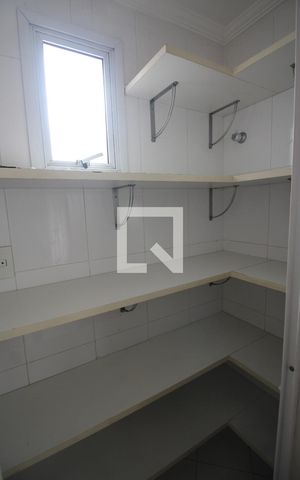 Apartamento à venda com 83m², 3 quartos e 2 vagasDespensa