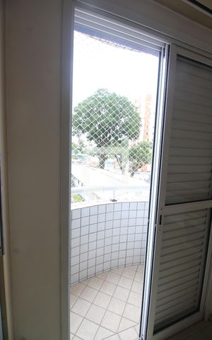 Apartamento à venda com 83m², 3 quartos e 2 vagasVaranda Suite 1