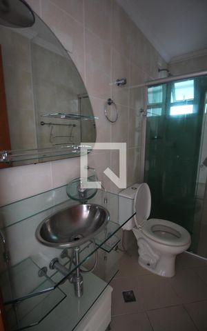 Apartamento à venda com 83m², 3 quartos e 2 vagasBanheiro