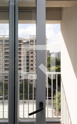 Studio à venda com 21m², 1 quarto e sem vaga Studio à venda com 21m², 1 quarto e sem vagaSala, terraço