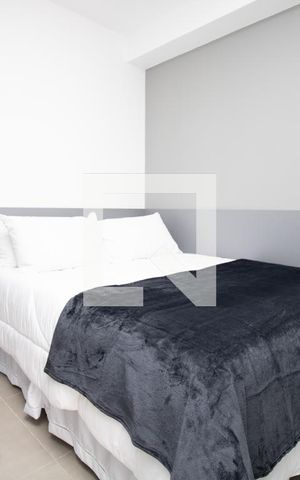 Studio à venda com 21m², 1 quarto e sem vaga Studio à venda com 21m², 1 quarto e sem vagaQuarto, cama de casal