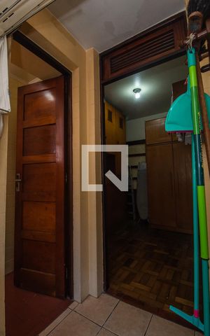 Apartamento à venda com 96m², 3 quartos e 1 vaga Apartamento à venda com 96m², 3 quartos e 1 vagaQuarto de serviço