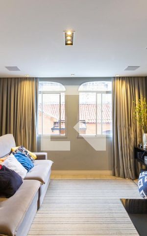 Apartamento à venda com 85m², 2 quartos e 1 vaga Apartamento à venda com 85m², 2 quartos e 1 vagaSala