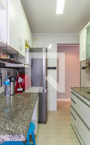 Apartamento à venda com 85m², 2 quartos e 1 vaga Apartamento à venda com 85m², 2 quartos e 1 vagaCozinha