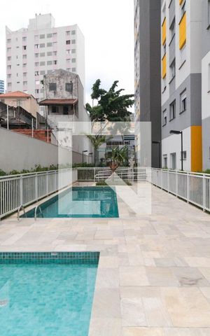 Apartamento à venda com 39m², 2 quartos e sem vaga Apartamento à venda com 39m², 2 quartos e sem vagaPiscina