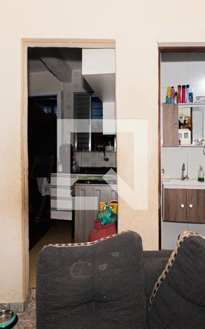 Casa à venda com 50m², 1 quarto e sem vaga Casa à venda com 50m², 1 quarto e sem vagaSala