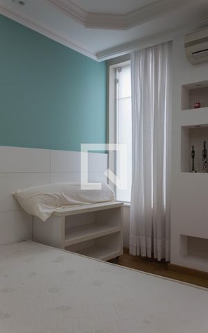 Casa de condomínio à venda com 480m², 5 quartos e 6 vagasSuíte 2
