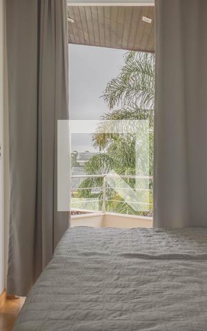 Casa de condomínio à venda com 480m², 5 quartos e 6 vagasSuíte 3