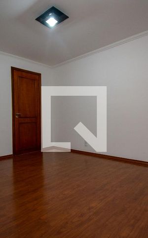 Casa de condomínio para alugar com 450m², 5 quartos e 5 vagas Casa de condomínio para alugar com 450m², 5 quartos e 5 vagasÁrea comum Sala andar de baixo