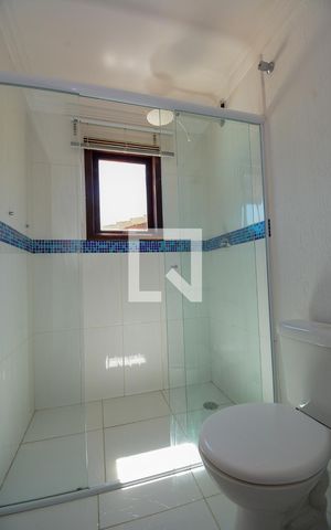 Casa de condomínio para alugar com 450m², 5 quartos e 5 vagas Casa de condomínio para alugar com 450m², 5 quartos e 5 vagasÁrea comum Sala de Ginastica - banheiro