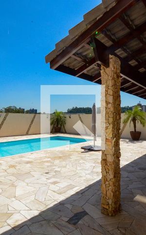 Casa de condomínio para alugar com 450m², 5 quartos e 5 vagas Casa de condomínio para alugar com 450m², 5 quartos e 5 vagasÁrea comum