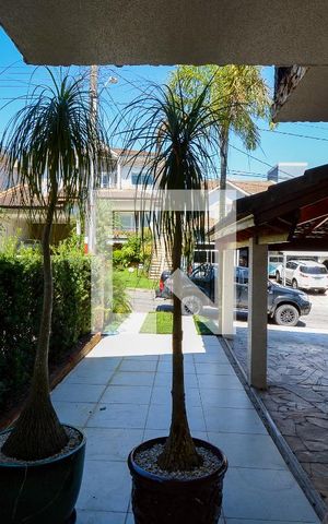 Casa de condomínio para alugar com 450m², 5 quartos e 5 vagas Casa de condomínio para alugar com 450m², 5 quartos e 5 vagasCozinha - vista
