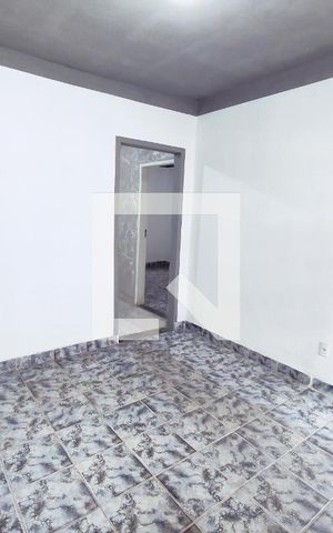 Casa para alugar com 80m², 2 quartos e sem vaga Casa para alugar com 80m², 2 quartos e sem vagaSala