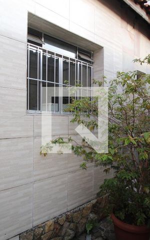 Casa à venda com 240m², 3 quartos e 4 vagasedicula