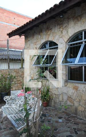 Casa à venda com 240m², 3 quartos e 4 vagasárea de lazer
