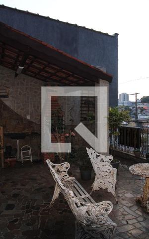 Casa à venda com 240m², 3 quartos e 4 vagasárea de lazer