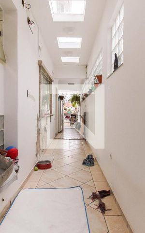 Casa à venda com 500m², 4 quartos e 8 vagas Casa à venda com 500m², 4 quartos e 8 vagasCorredor Externo