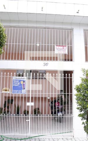 Casa à venda com 100m², 2 quartos e 1 vagaFachada