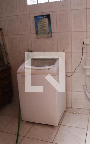 Casa à venda com 100m², 2 quartos e 1 vagaÁrea de Serviço