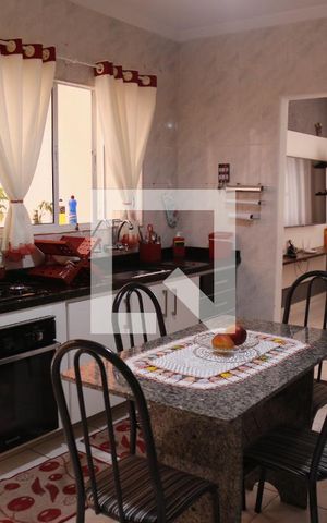 Casa à venda com 100m², 2 quartos e 1 vagaCozinha