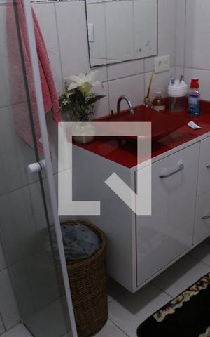 Casa à venda com 100m², 2 quartos e 1 vagaBanheiro da Suíte