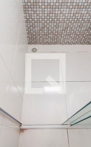 Casa para alugar com 50m², 1 quarto e sem vaga Casa para alugar com 50m², 1 quarto e sem vagaDetalhe do banheiro