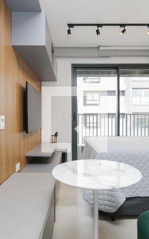 Studio para alugar com 24m², 1 quarto e sem vaga Studio para alugar com 24m², 1 quarto e sem vagaSala/ quarto