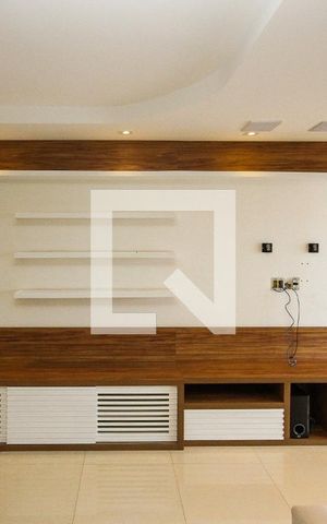 Apartamento à venda com 83m², 2 quartos e 2 vagas Apartamento à venda com 83m², 2 quartos e 2 vagasSala
