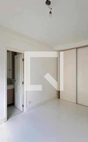 Apartamento à venda com 340m², 2 quartos e 4 vagasSuíte 1