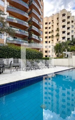 Apartamento à venda com 340m², 2 quartos e 4 vagasPiscina