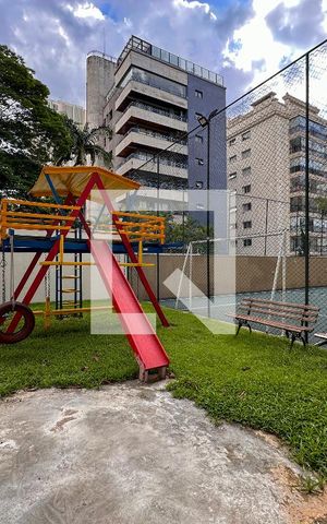 Apartamento à venda com 340m², 2 quartos e 4 vagasPlayground