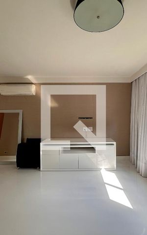 Apartamento à venda com 340m², 2 quartos e 4 vagasSuíte 2
