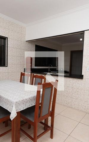 Casa à venda com 160m², 3 quartos e 2 vagasCopa