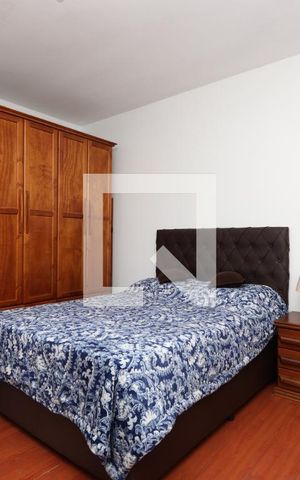 Casa à venda com 160m², 3 quartos e 2 vagasSuíte