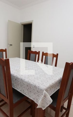 Casa à venda com 160m², 3 quartos e 2 vagasCopa