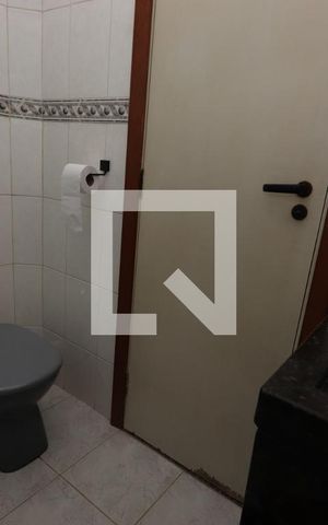 Casa à venda com 160m², 3 quartos e 2 vagasBanheiro da Suíte
