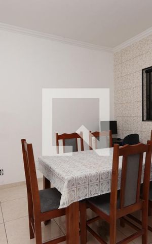 Casa à venda com 160m², 3 quartos e 2 vagasCopa