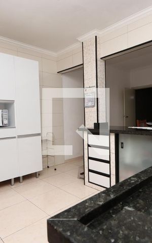 Casa à venda com 160m², 3 quartos e 2 vagasCozinha