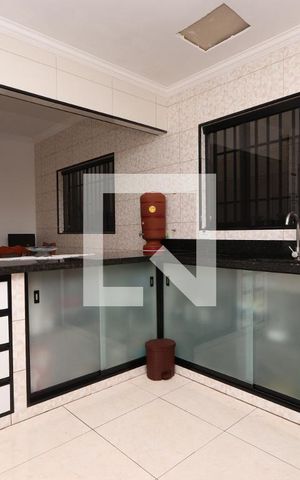 Casa à venda com 160m², 3 quartos e 2 vagasCozinha