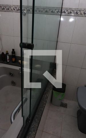 Casa à venda com 160m², 3 quartos e 2 vagasBanheiro da Suíte