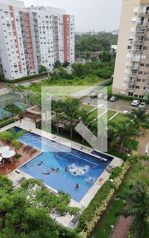 Apartamento à venda com 56m², 2 quartos e 1 vaga Apartamento à venda com 56m², 2 quartos e 1 vagaÁrea comum - Piscina