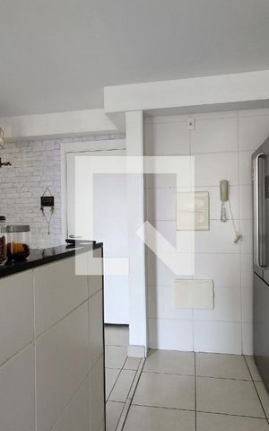 Apartamento à venda com 56m², 2 quartos e 1 vaga Apartamento à venda com 56m², 2 quartos e 1 vagaCozinha - Armários