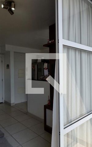 Apartamento à venda com 56m², 2 quartos e 1 vaga Apartamento à venda com 56m², 2 quartos e 1 vagaVaranda