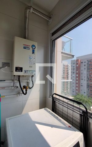 Apartamento à venda com 56m², 2 quartos e 1 vaga Apartamento à venda com 56m², 2 quartos e 1 vagaÁrea de Serviço