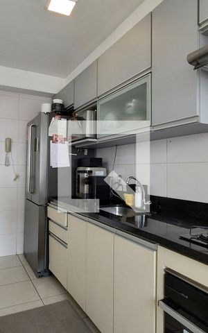 Apartamento à venda com 56m², 2 quartos e 1 vaga Apartamento à venda com 56m², 2 quartos e 1 vagaCozinha - Armários
