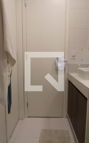 Apartamento à venda com 35m², 2 quartos e sem vagaBanheiro