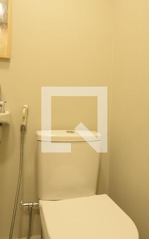 Apartamento à venda com 140m², 3 quartos e 2 vagasBanheiro de Serviço