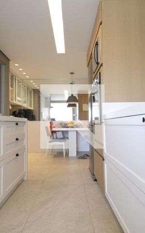 Apartamento à venda com 140m², 3 quartos e 2 vagasCozinha