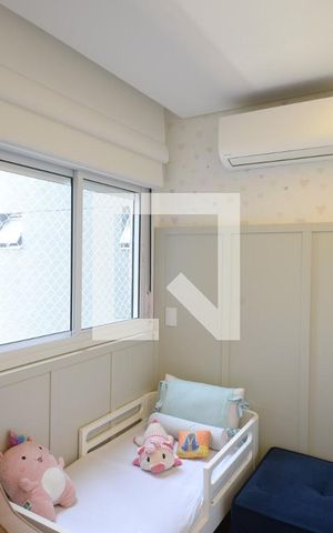 Apartamento à venda com 140m², 3 quartos e 2 vagasSuíte 1