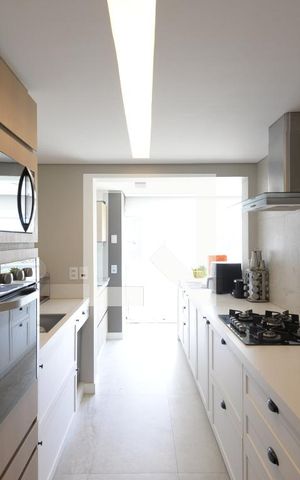 Apartamento à venda com 140m², 3 quartos e 2 vagasCozinha